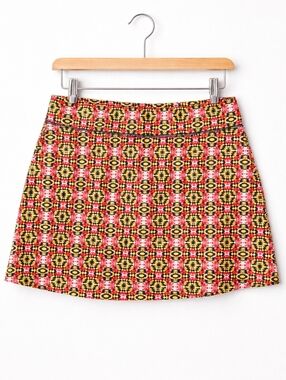 Spunk Wear Red Black Yellow White Geometric Print Stretch Knit Fairway Skort